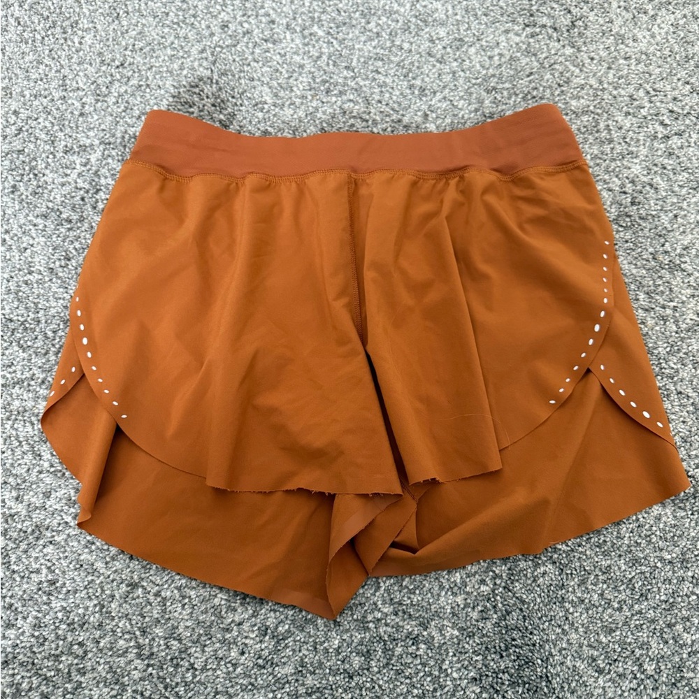 Lululemon Find your Pace 3” split short
